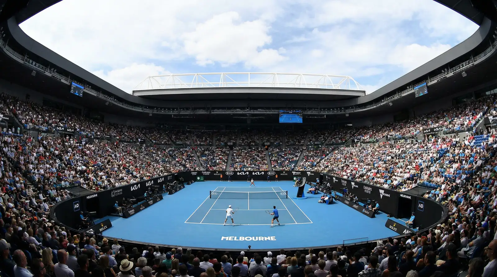 Grand Slam Tennisstadion mit Spielern auf dem Centre Court bei Turnier